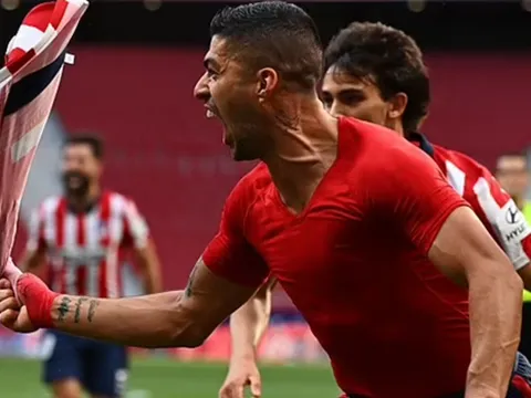 Suarez chói sáng, Atletico dẫn trước Real tại La Liga