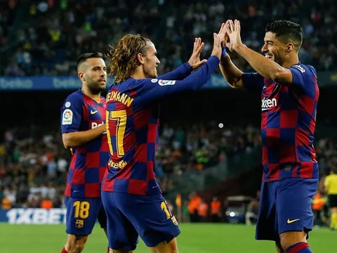 Suarez đăng đàn nói 1 điều về Griezmann, CĐV Barca phấn khích tột độ