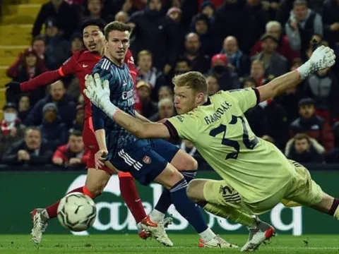 Sút mãi không vào, Liverpool cần tìm kiếm giải pháp trên TTCN