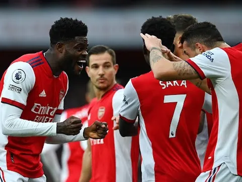 Kịch bản trong mơ: Nhờ M.U, cánh cửa C1 mở toang với Arsenal