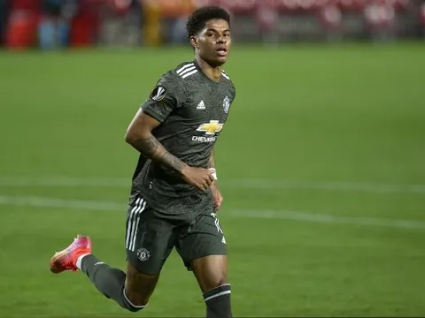 Tái đấu Granada, đây là 7 điều để Man Utd chờ đợi