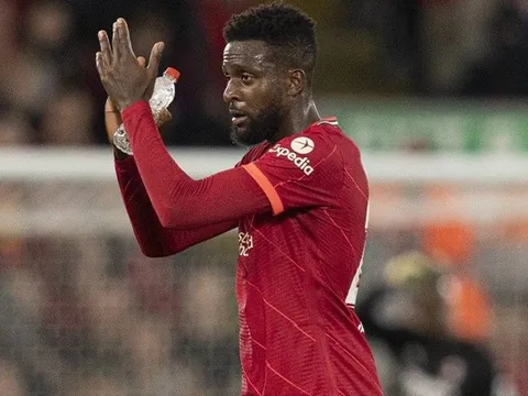 Tái đấu Norwich, Liverpool thay đổi 9 vị trí?