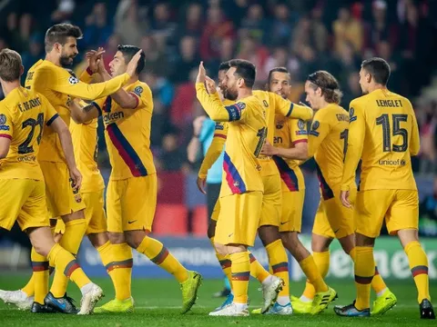 Tái đấu Slavia Praha, Barca gọi 2 "nhân tố đặc biệt" khiến CĐV ngỡ ngàng