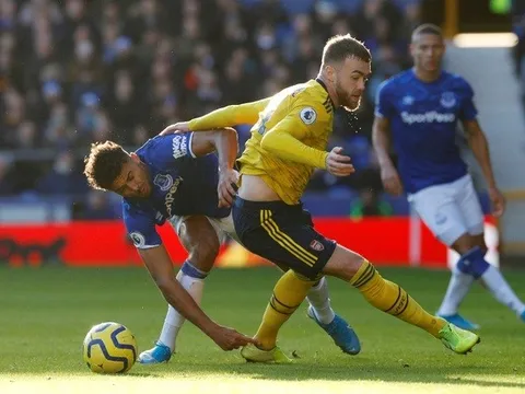 Thấy gì từ trận Everton 0-0 Arsenal?