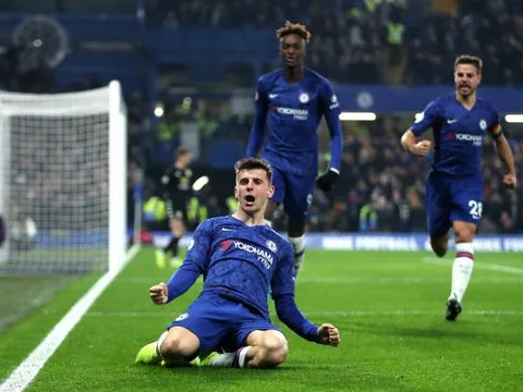 Tammy Abraham nổ súng, Chelsea xây chắc một suất trong top 4