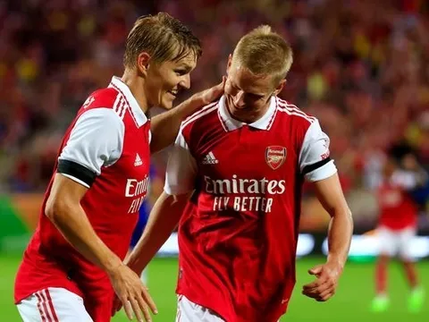 Zinchenko hòa nhập đáng kinh ngạc ở Arsenal