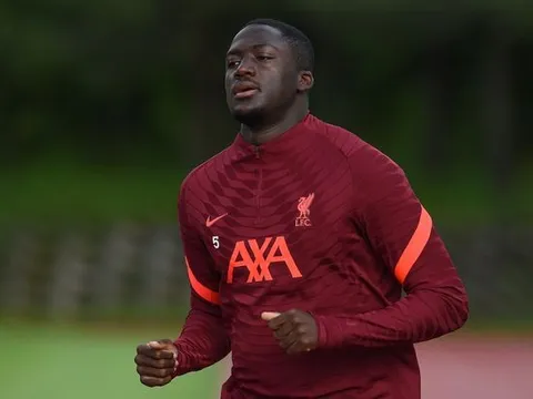 Tân binh Liverpool: “Tôi có thể ghi bàn bằng chân nhiều hơn bằng đầu”