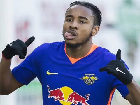 Tăng lương gấp 3, M.U quyết đưa họng pháo Bundesliga đến Premier League