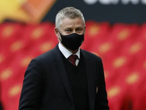 Tăng tốc trên TTCN, Man Utd chuẩn bị trình làng thêm bom tấn