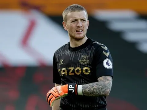 Tạo sự thay đổi gây choáng váng, HLV Ancelotti nói gì?