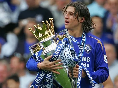 'Nếu phải chọn giữa Chelsea và Juventus, đó chỉ có thể là The Blues'