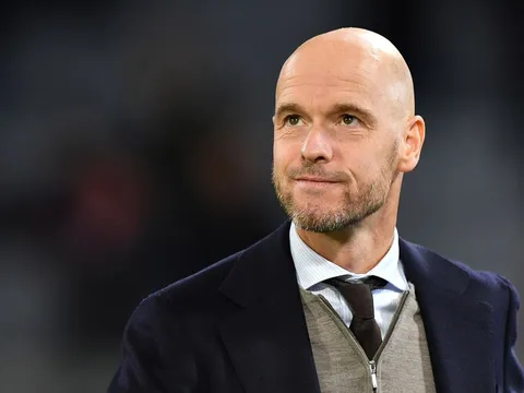 Ten Hag nói gì với phòng thay đồ Ajax sau khi M.U thông báo bổ nhiệm?