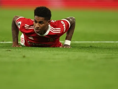 Ten Hag cân nhắc động thái với Rashford