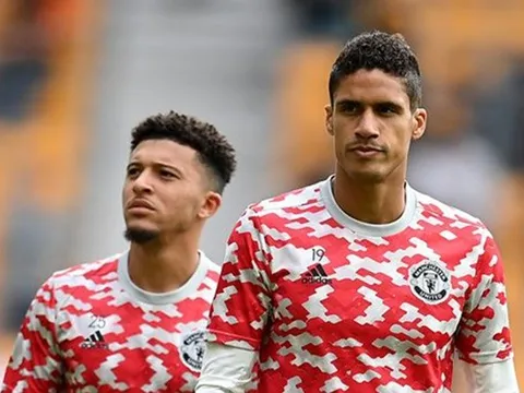 Ten Hag có nhiệm vụ quan trọng với Varane và Sancho