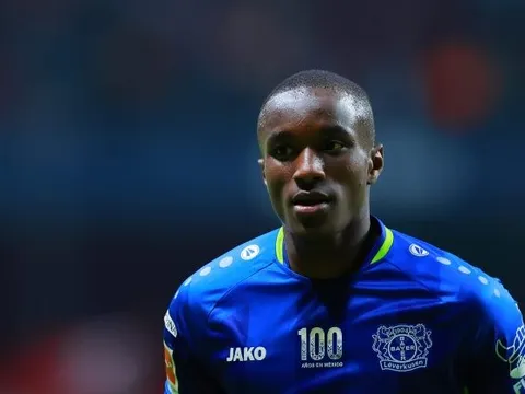 Ten Hag đồng ý mua 'máy chạy' của Leverkusen thay Antony