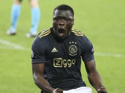 "Ten Hag muốn có tôi ở Man Utd"