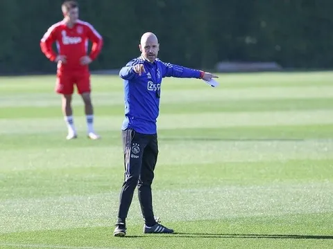 "Cậu ta có cơ hội rời Man Utd và đã quyết định ở lại"