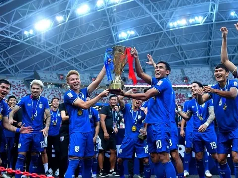 Người Thái hỉ hả Voi chiến trở lại làm Vua Đông Nam Á