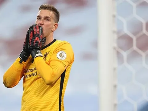 “Thảm họa” Adrian gieo rắc sợ hãi, HLV Klopp nên sử dụng thần đồng 17 tuổi