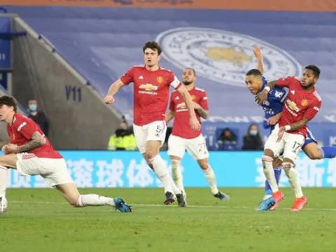 Thảm họa phòng ngự, Man Utd chính thức bị loại khỏi FA Cup