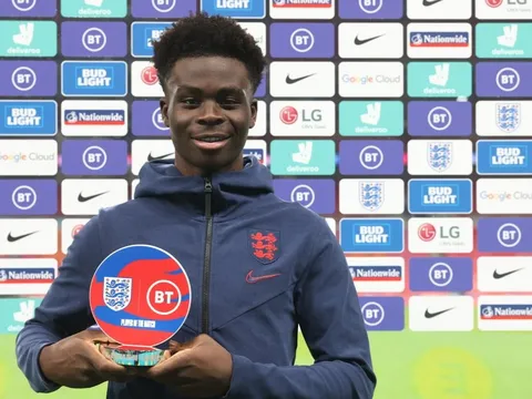 'Thần đồng' Arsenal xuất sắc giành MOTM ở lần thứ 2 ra sân cho tuyển Anh