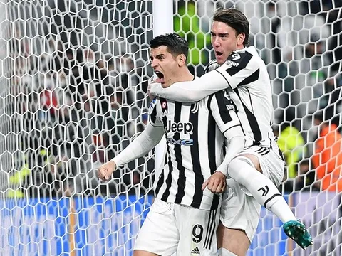 "Thần gỗ" đeo bám, nhưng Morata không tệ như NHM lầm tưởng