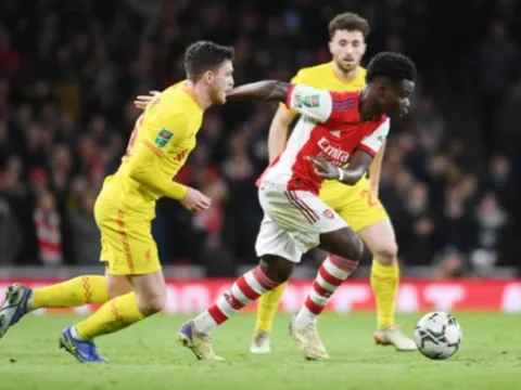 Thắng 2-0, Klopp chỉ ra 2 sao Arsenal dùng bài gây rối Liverpool