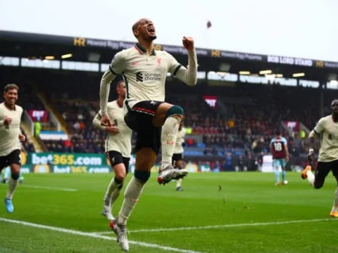 Thắng Burnley, Fabinho gửi chiến thư đến Inter Milan