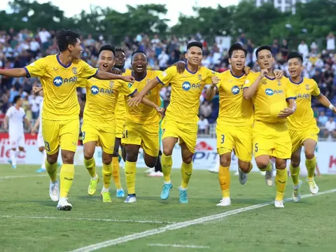 Thắng đậm Hải Phòng, HLV SLNA nói gì?