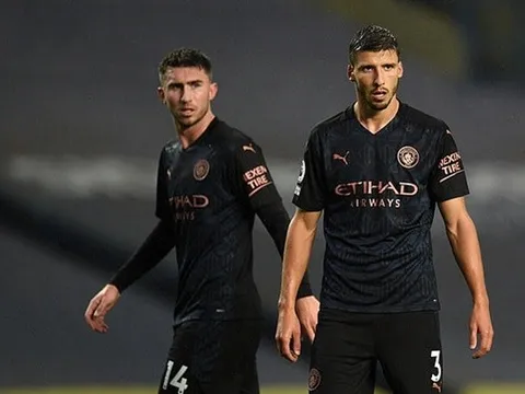 Thắng đậm, người cũ nói về "bộ đôi 133 triệu" của Man City