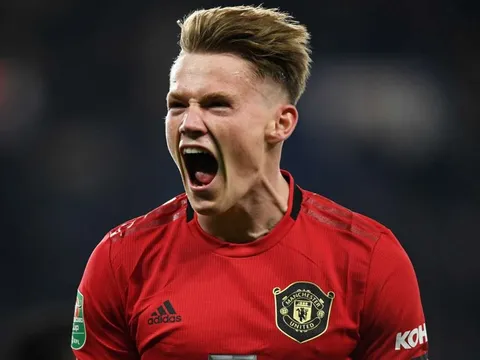 Thắng Tottenham, McTominay nói một câu về Solskjaer