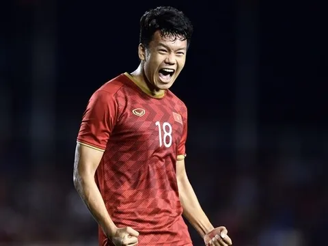 Thành Chung ở lại Hà Nội thêm 3 năm, nhận lót tay chục tỷ đồng