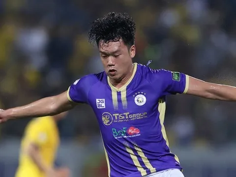 Nguyễn Thành Chung: Từ 'kép phụ' đến bản hợp đồng chục tỷ