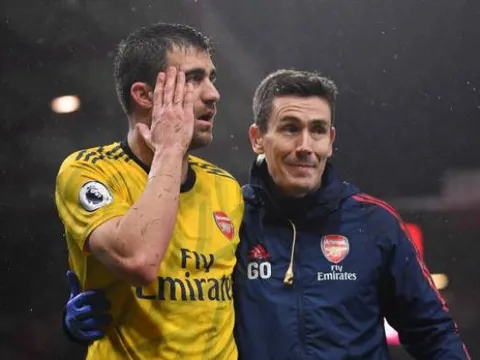 Thanh lý 3 ngôi sao, Arsenal thu về 40 triệu bảng