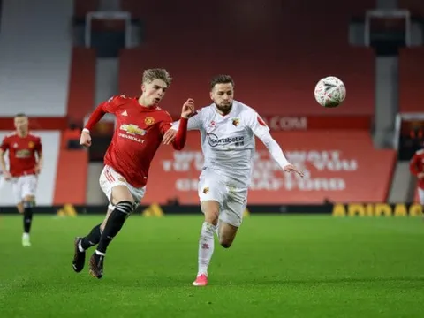 "Cậu ấy còn không có khả năng ngồi dự bị ở Man Utd"