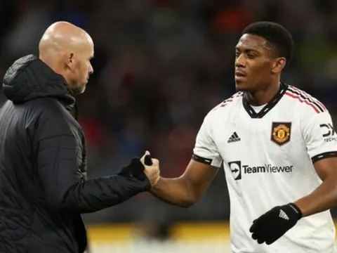 Thất thủ trước Brighton, Ten Hag bắn thông điệp cho Martial