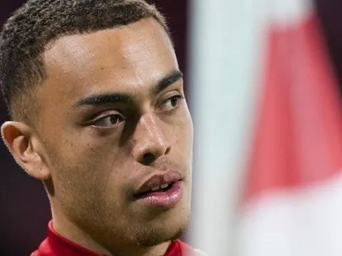 Thầy cũ tiết lộ tính cách dị biệt của Sergino Dest