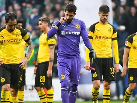 Thấy gì từ việc Borussia Dortmund sa sút?