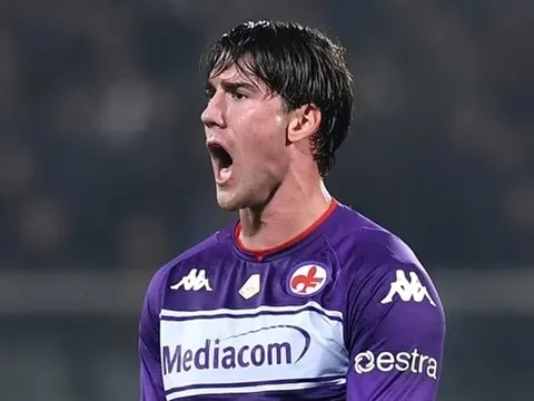 Thay Haaland, Real cạnh tranh với Arsenal vì họng pháo thượng hạng