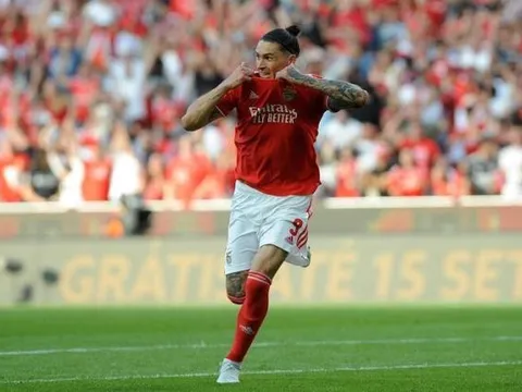 Thay Mbappe, PSG tạo 'siêu bom' 120 triệu euro