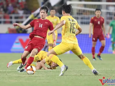 Thầy Park mong Hoàng Đức được 'gỡ' hợp đồng, sang Hàn, Nhật chơi bóng