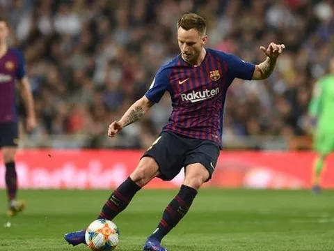 Thay sao 35 triệu euro, Barca nhắm người của Juventus và Napoli
