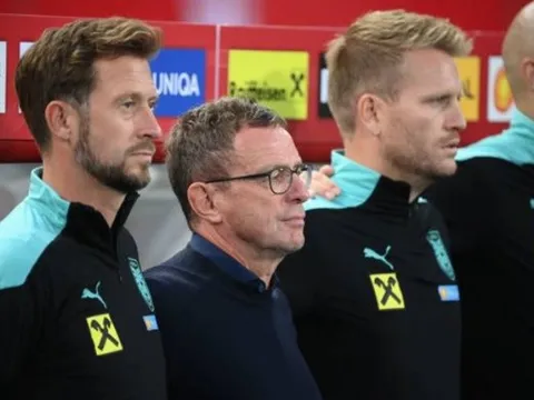Thầy trò Rangnick đẩy Pháp xuống vị trí chót bảng