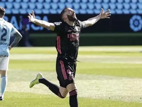 'Mã code' của Benzema: 1-1-1-2-1-2