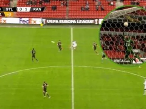 Học trò của Gerrard khiến Europa League rung chuyển, một siêu phẩm để đời xuất hiện