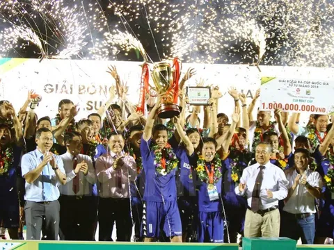 2 công thần của bóng đá Việt Nam đã khép lại hành trình hào hùng!