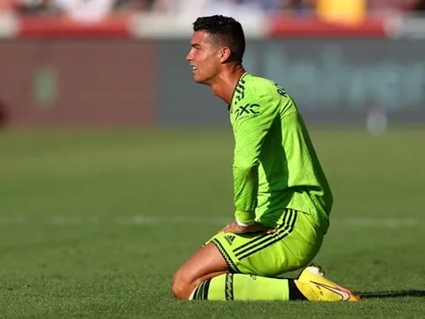 Thêm 1 ông lớn từ chối chiêu mộ Ronaldo