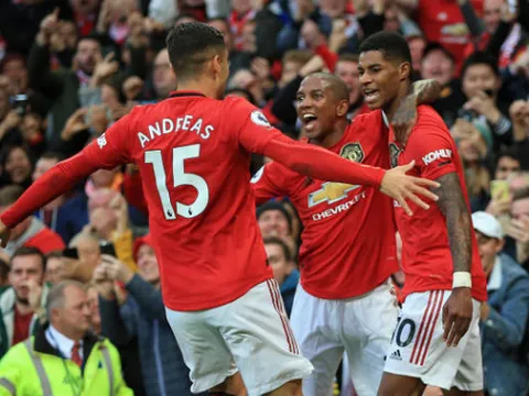 Thi đấu hơn 100% sức lực, Man United chính thức chấm dứt mạch toàn thắng của Liverpool