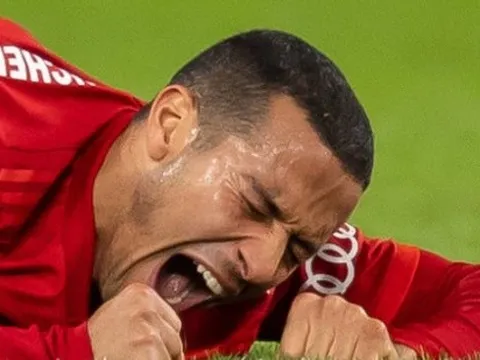 "Thiago khóc trong tay tôi 5 phút liền"