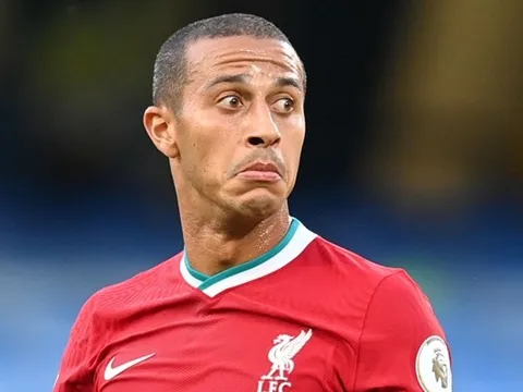 "Thiago không nhìn mặt và ngó lơ tôi"